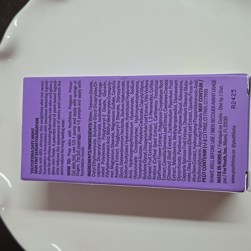 Youthforia Date Night Skin Tint Serum Foundation - 320 Light Medium To Medium - Picture 4 of 5